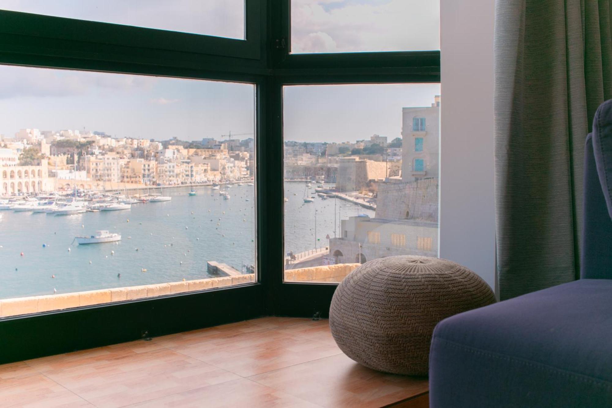 ビルグGrand Harbour Viewアパートメント エクステリア 写真
